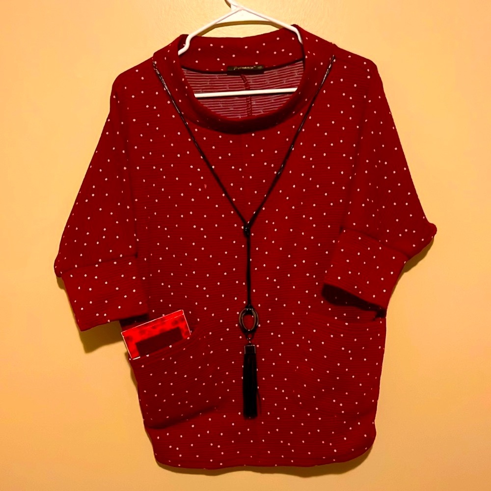 M Polka Dot Red top with Black Built in Necklace 2Front Pockets Two-Third Sleeve